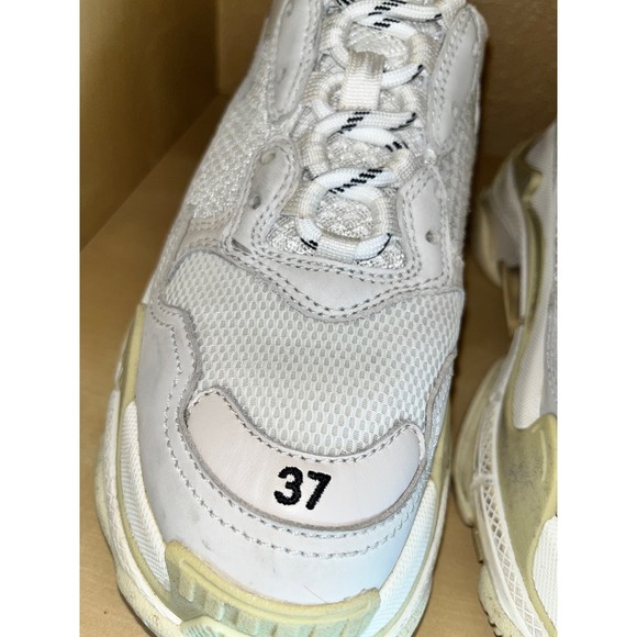 Balenciaga Triple S Sneakers Size: 37/7 - Picture 5 of 13